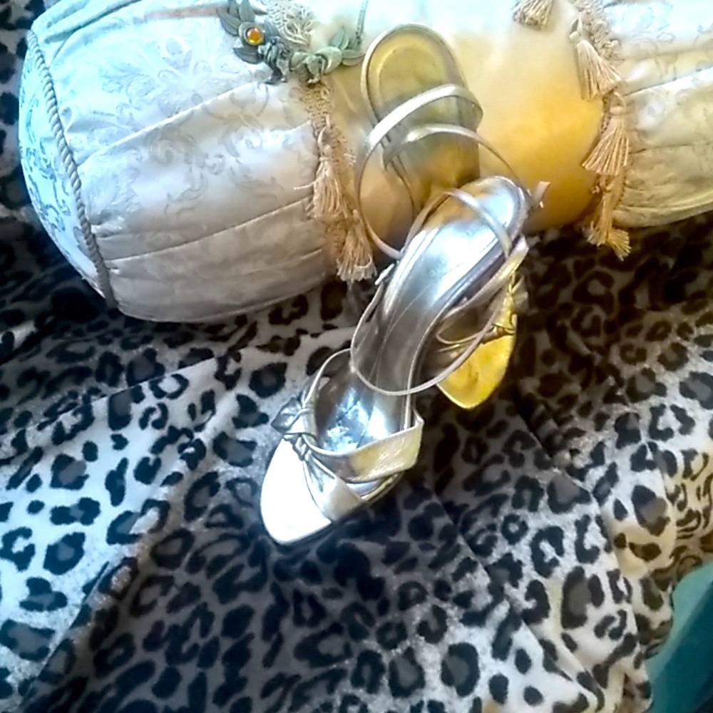 Kate spade brand, gold ankle strap sandals